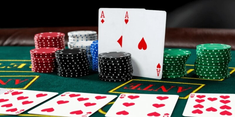 Nắm Rõ Thế Bài Baccarat - Bí Quyết Thắng Cược Cho Bạn 3 Vai trò quan trọng quyết định thắng thua của các thế cược